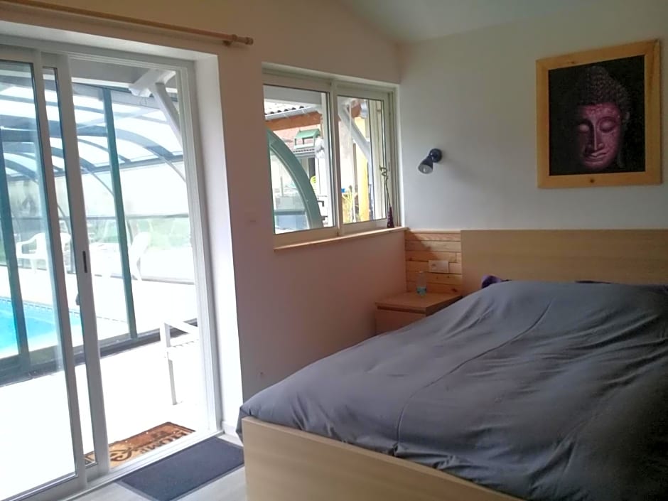 Chambre avec jacuzzi privatif "le pêcher"