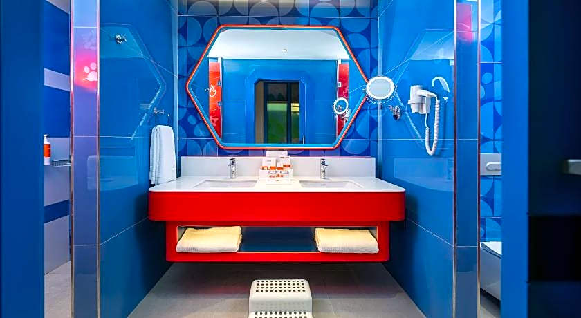 The Land Of Legends Nickelodeon Hotel Antalya