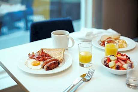 Holiday Inn Omaha Downtown Waterpark By IHG