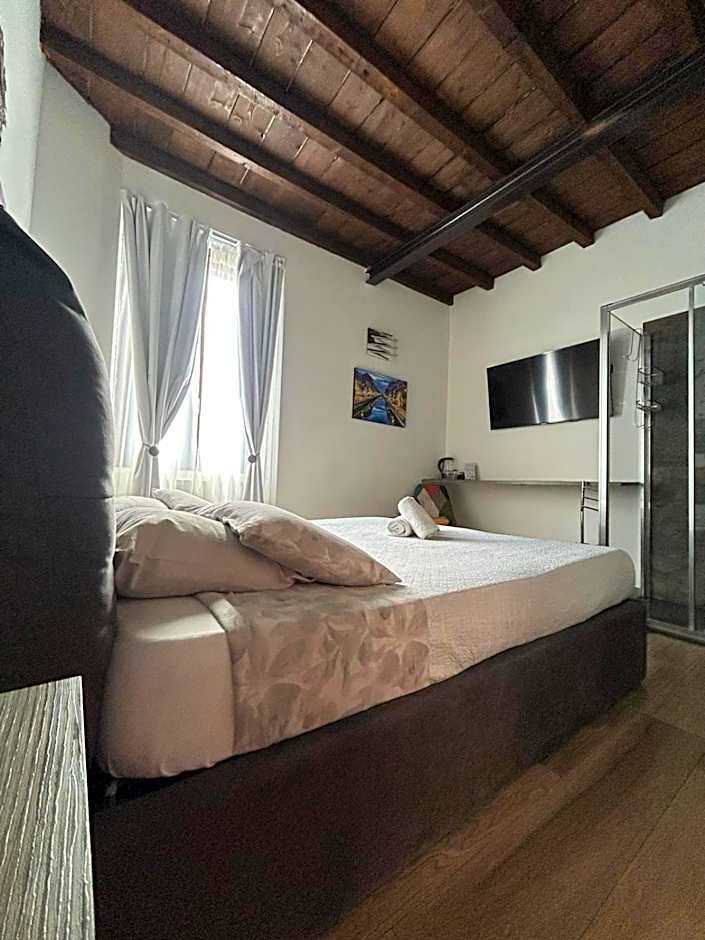 Poste Regie - Milan Guest House