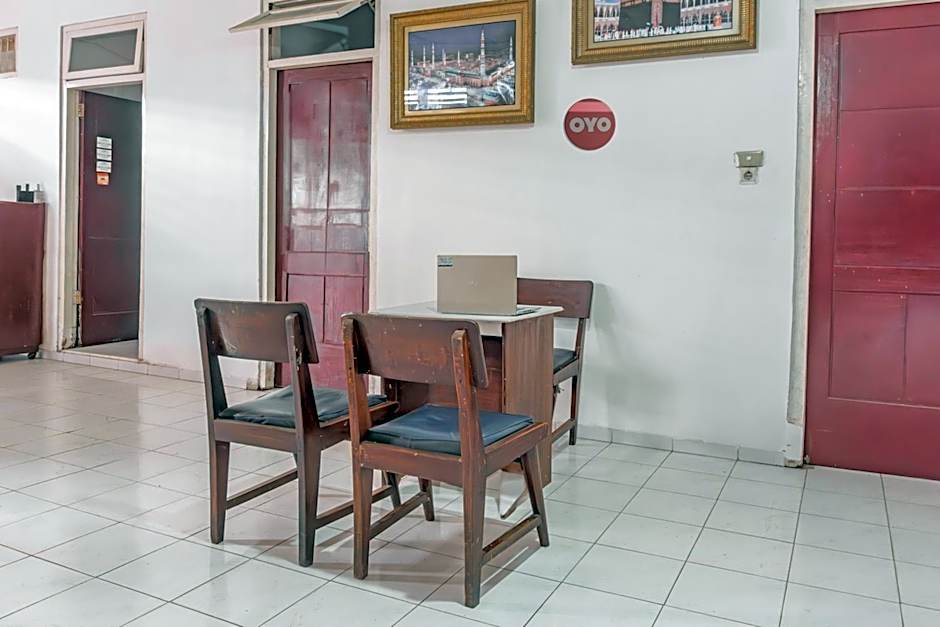 Hotel O Guest House Pahlawan Syariah