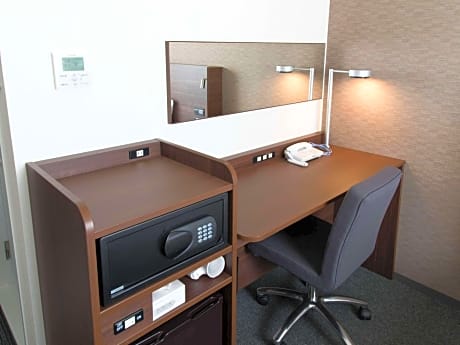 Double Room - Non-Smoking