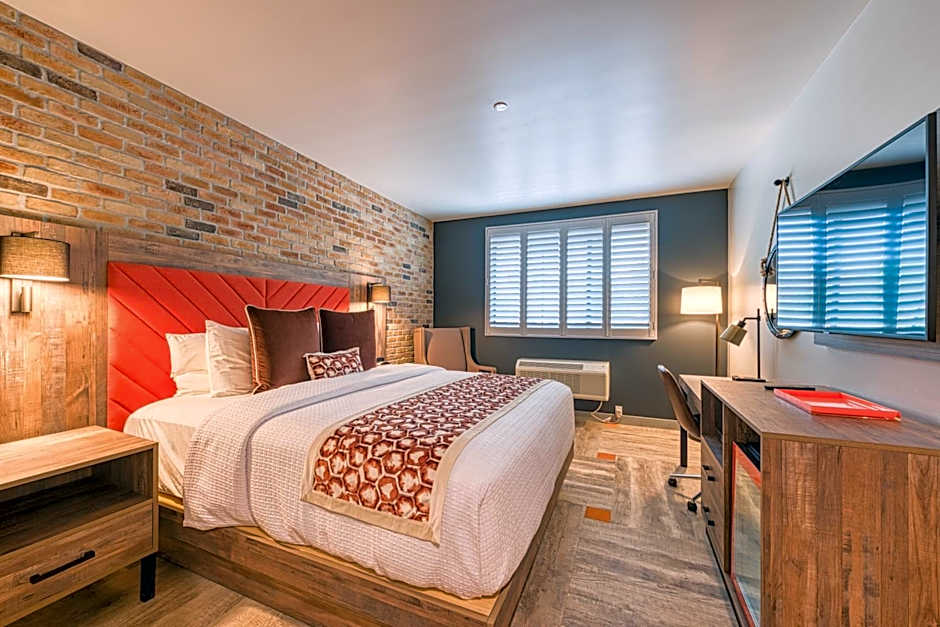 Hotel Lexen Newhall & Santa Clarita - Near Six Flags Magic Mountain