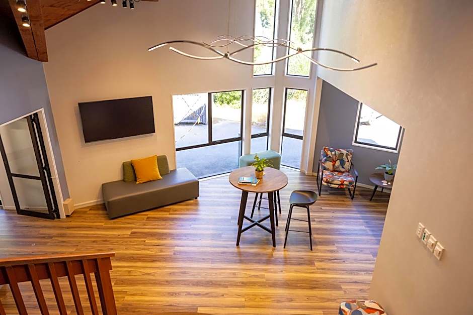 Haka House Queenstown Lakefront