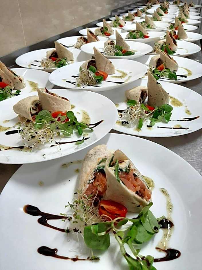 Dworek Złoty Róg Hotel i Restauracja
