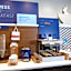 Holiday Inn Express Marshfield - Springfield Area By IHG