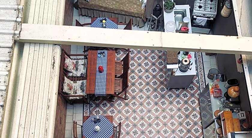 Tom Square Boutique Hotel