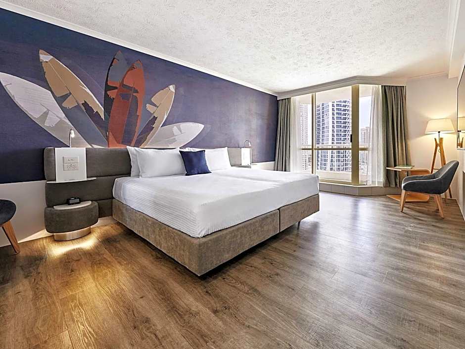 Novotel Surfers Paradise