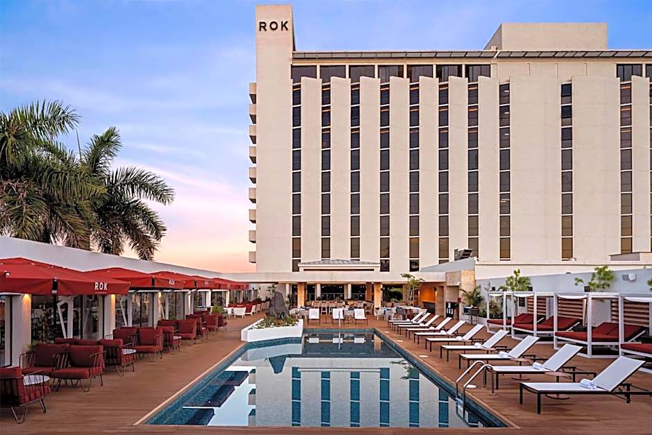 Rok Hotel Kingston Tapestry Collection By Hilton