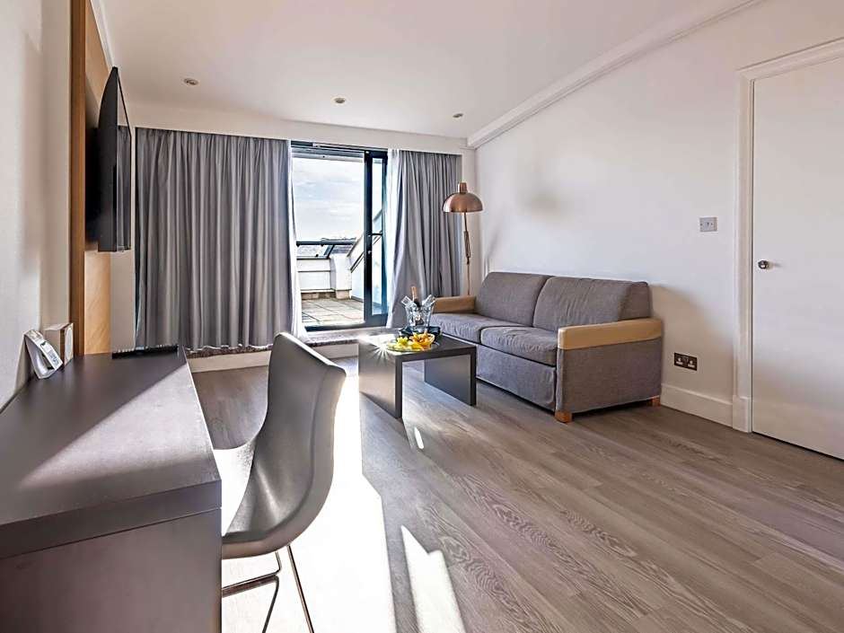 Novotel Cardiff Centre