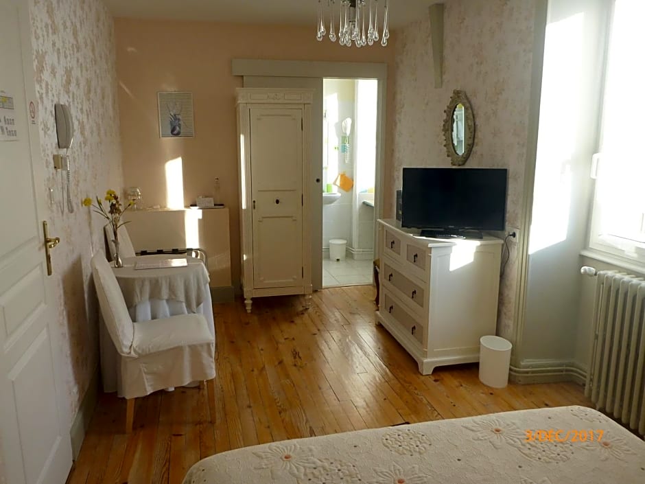LOGIS HOTEL Les Tilleuls