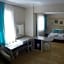 Almena Hotel