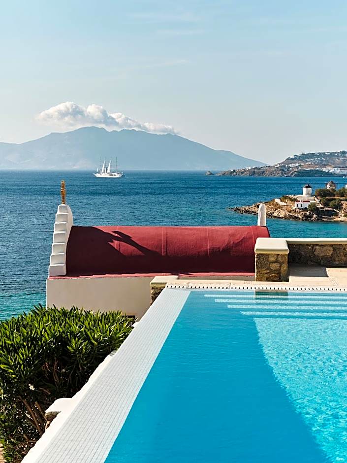 Bill & Coo Suites And Lounge