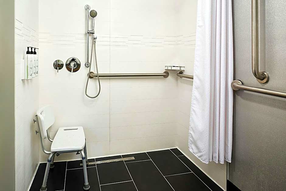 SpringHill Suites by Marriott New York Queens