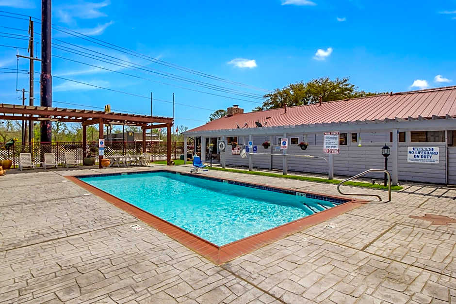 Americas Best Value Inn Columbus, TX