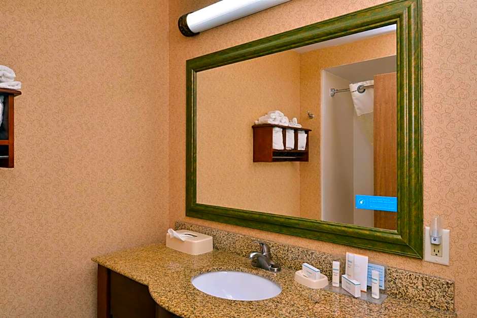 Hampton Inn By Hilton Elkhart