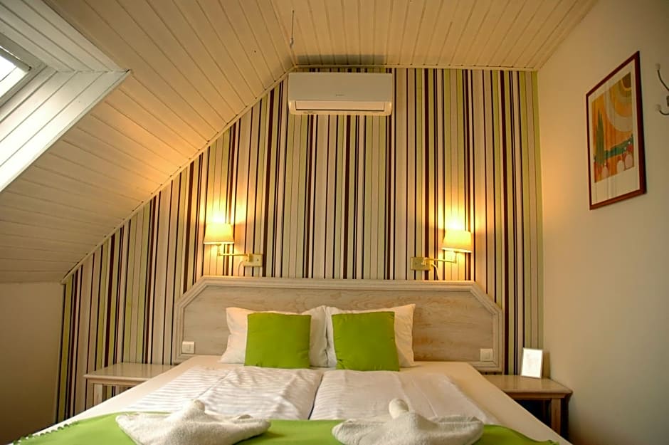 BELYSIUM Bed & Breakfast Panzió