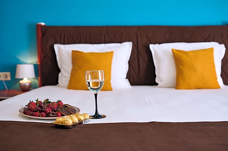 Art Green Boutique Hotel