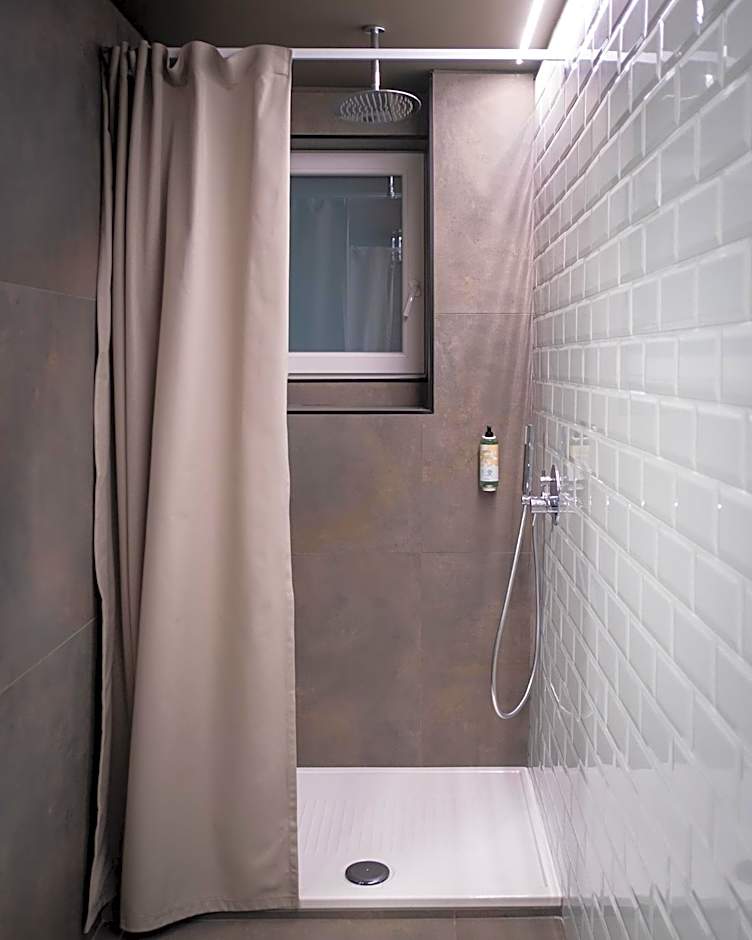 Hostelò - Luxury Hostel