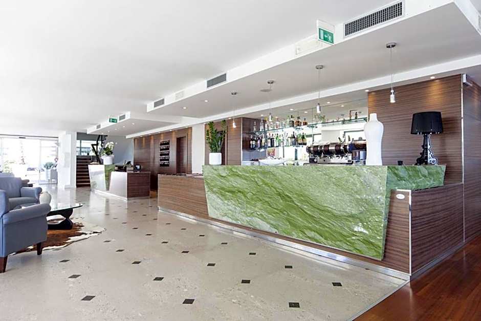 Hotel Regina Fronte Mare