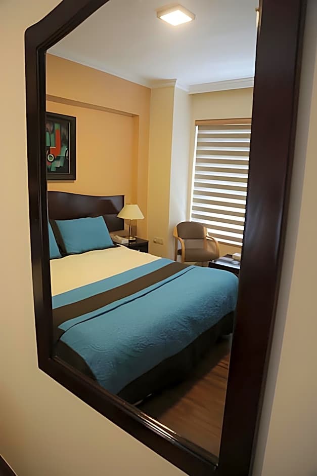 Rozana Hotel Suites