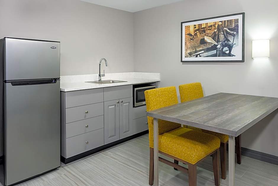 Hampton Inn & Suites Kansas City-Country Club Plaza