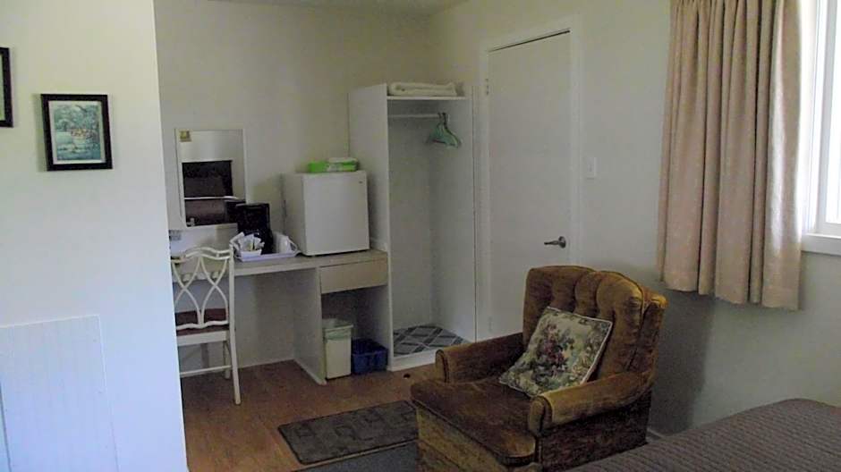 Orchard Queen Motel & Rv Park