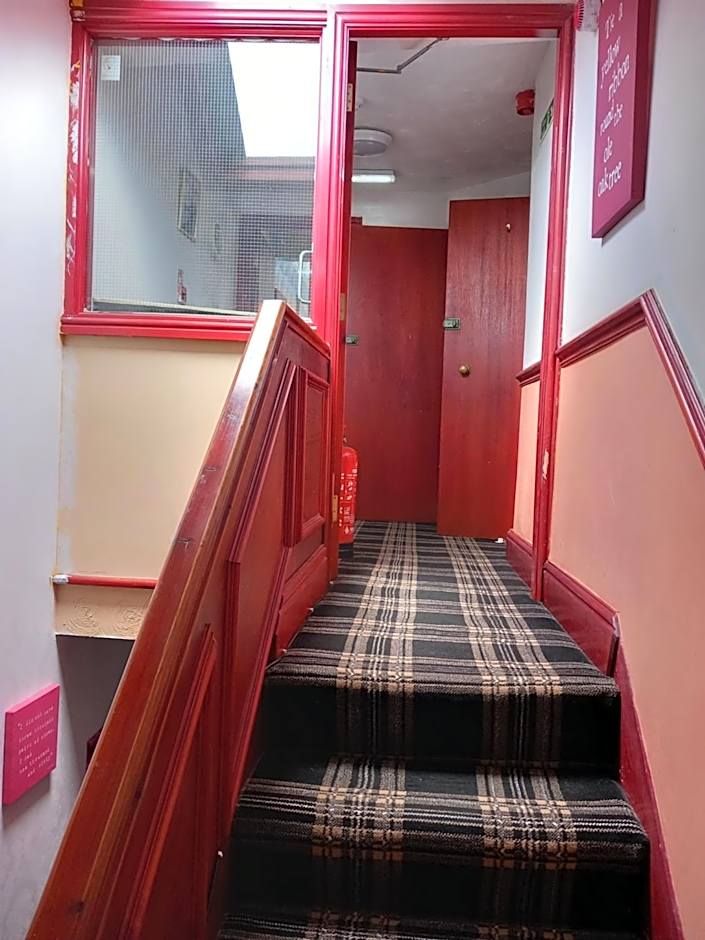 My Adam Hotel