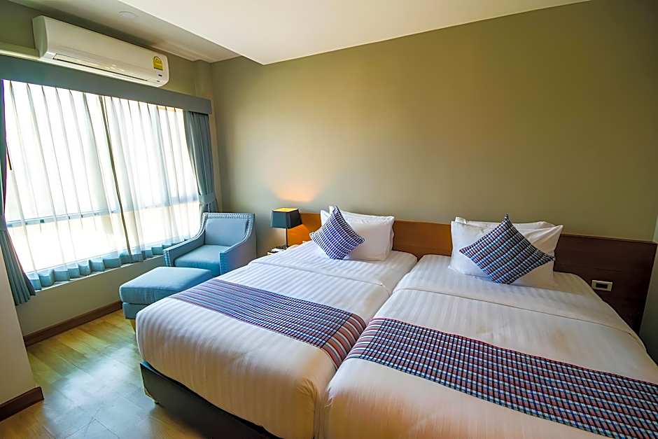 Comet Hotel Surat Thani