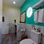 La Vyoma Villas, Westpark Hwy 6