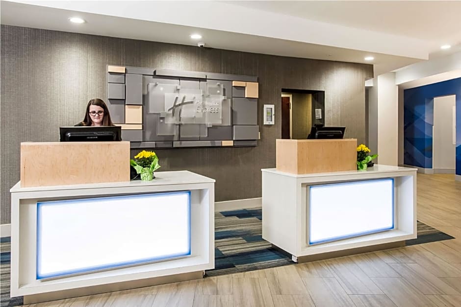 Holiday Inn Express Albany Downtown, an IHG Hotel