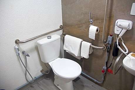 Double Room - Mobility Access