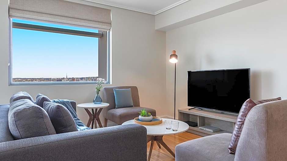 Oaks Brisbane Casino Tower Suites