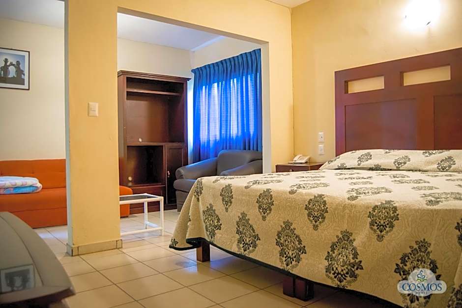 Hotel Cosmos
