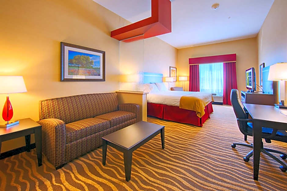 Holiday Inn Express & Suites Cotulla By IHG