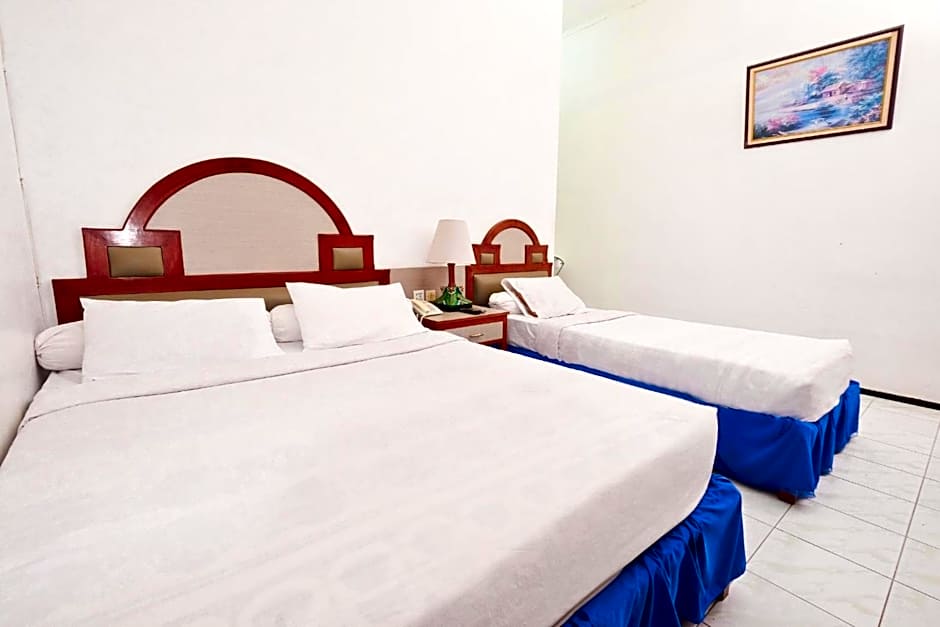 Berlian Abadi Hotel by Sinergi