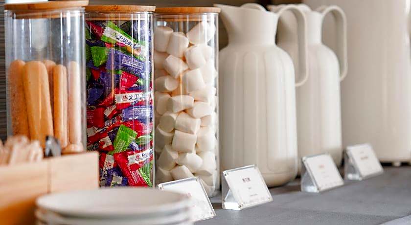 Hotel Cozzi Zhongshan Kaohsiung