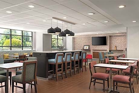 Hampton Inn By Hilton Spring Lake - Ft. Bragg