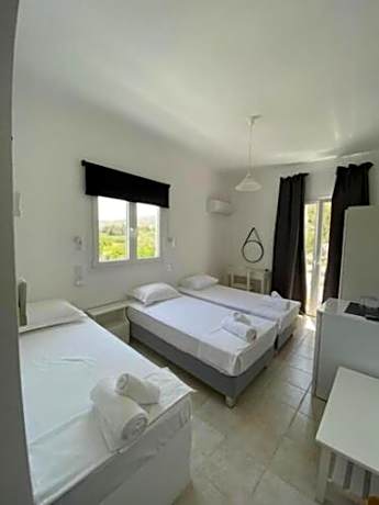 Comfort Room with Side Sea View