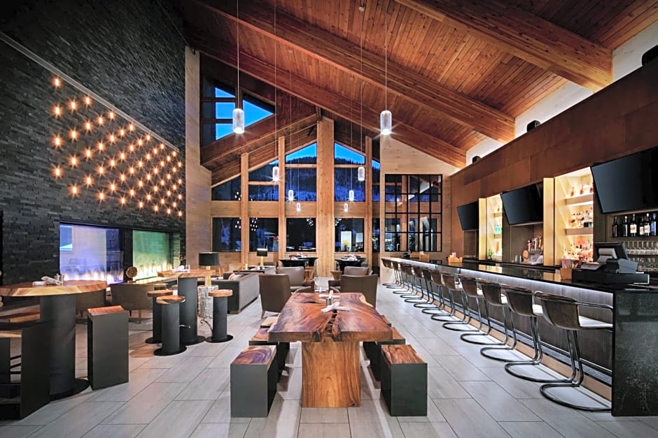 Highline Vail - a DoubleTree by Hilton