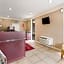 Econo Lodge Parkway/Historic Area