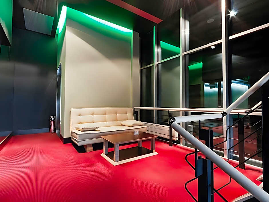 Cosmopolit Premier Art-Hotel