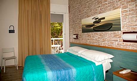 Double or Twin Room with Balcony
