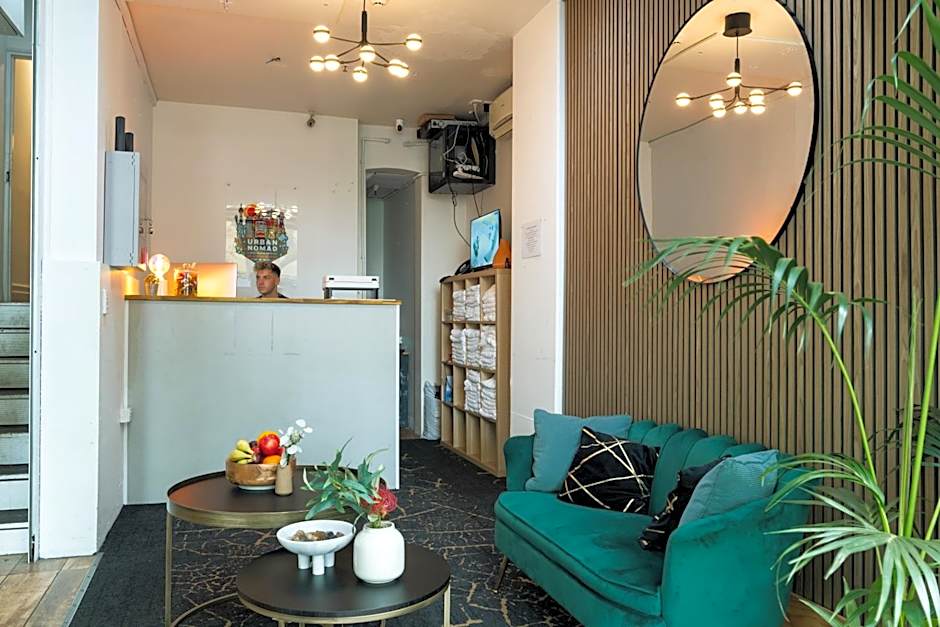 Urban Nomad Potts Point - 18 to 39 only