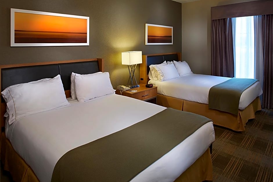 Holiday Inn Express Hotel & Suites Orangeburg