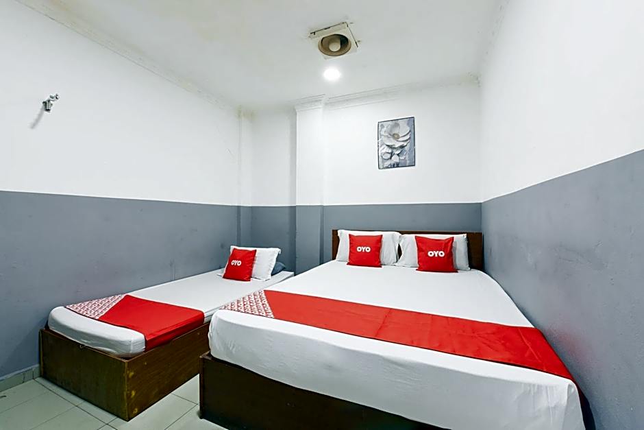 Hotel O Indah
