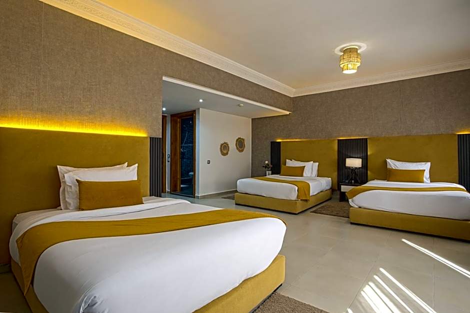 Yaad City Hotel