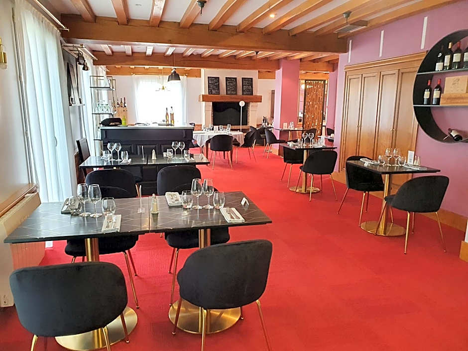 Hôtel Restaurant La Paix La Robe et le Palais