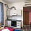 Bulldog Station Apartments with private WC, AC, TV