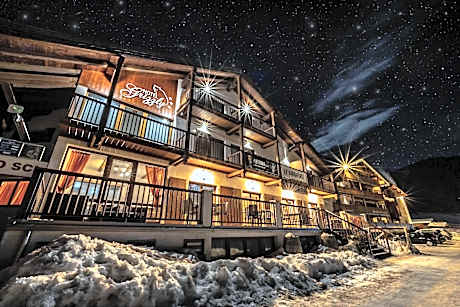 Hotel Grizzly "Ski-in Ski-out"